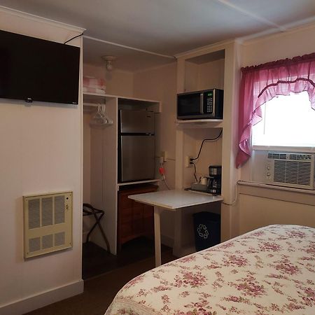 Serenity Motel Shaftsbury 外观 照片