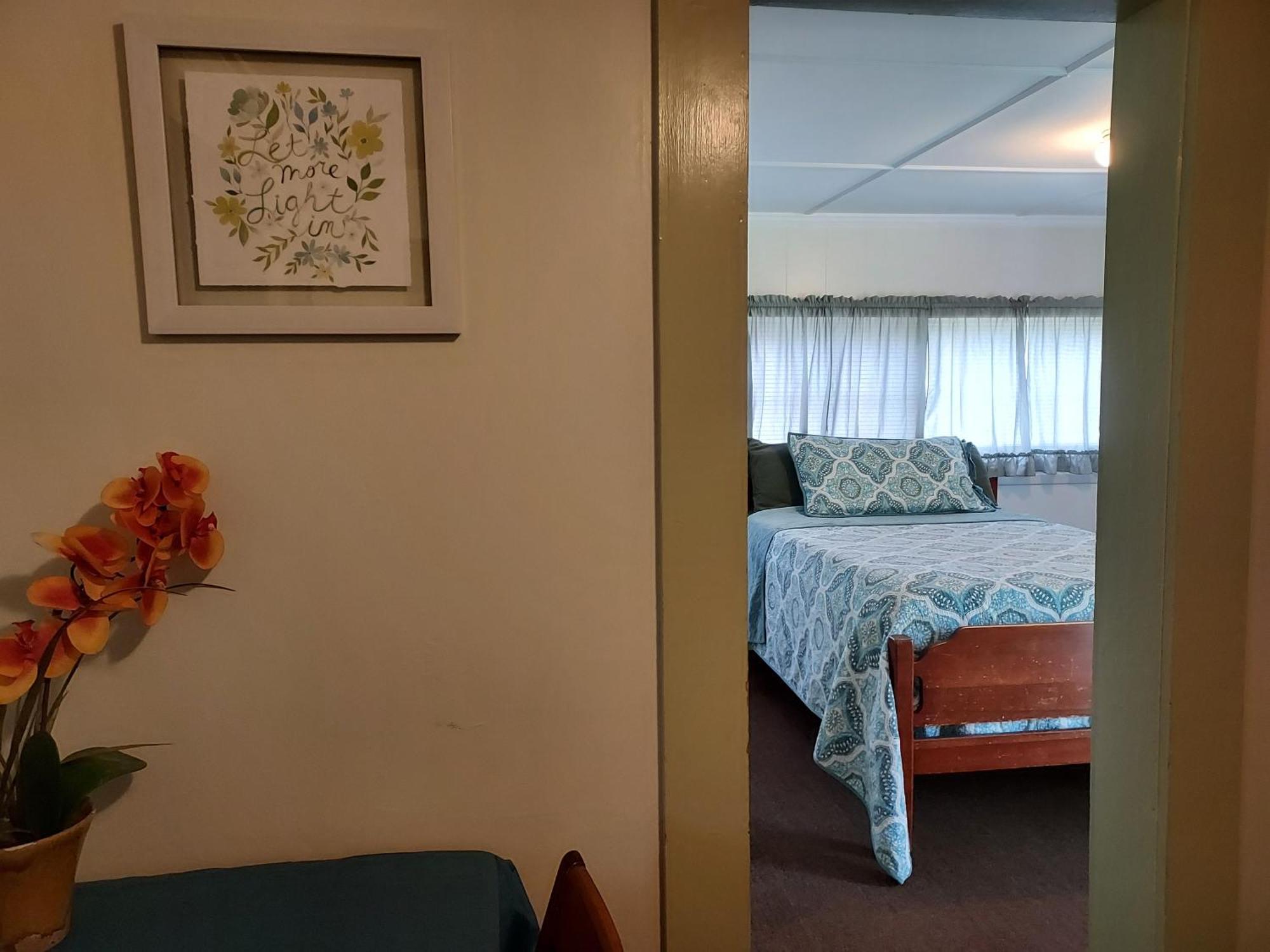 Serenity Motel Shaftsbury 外观 照片